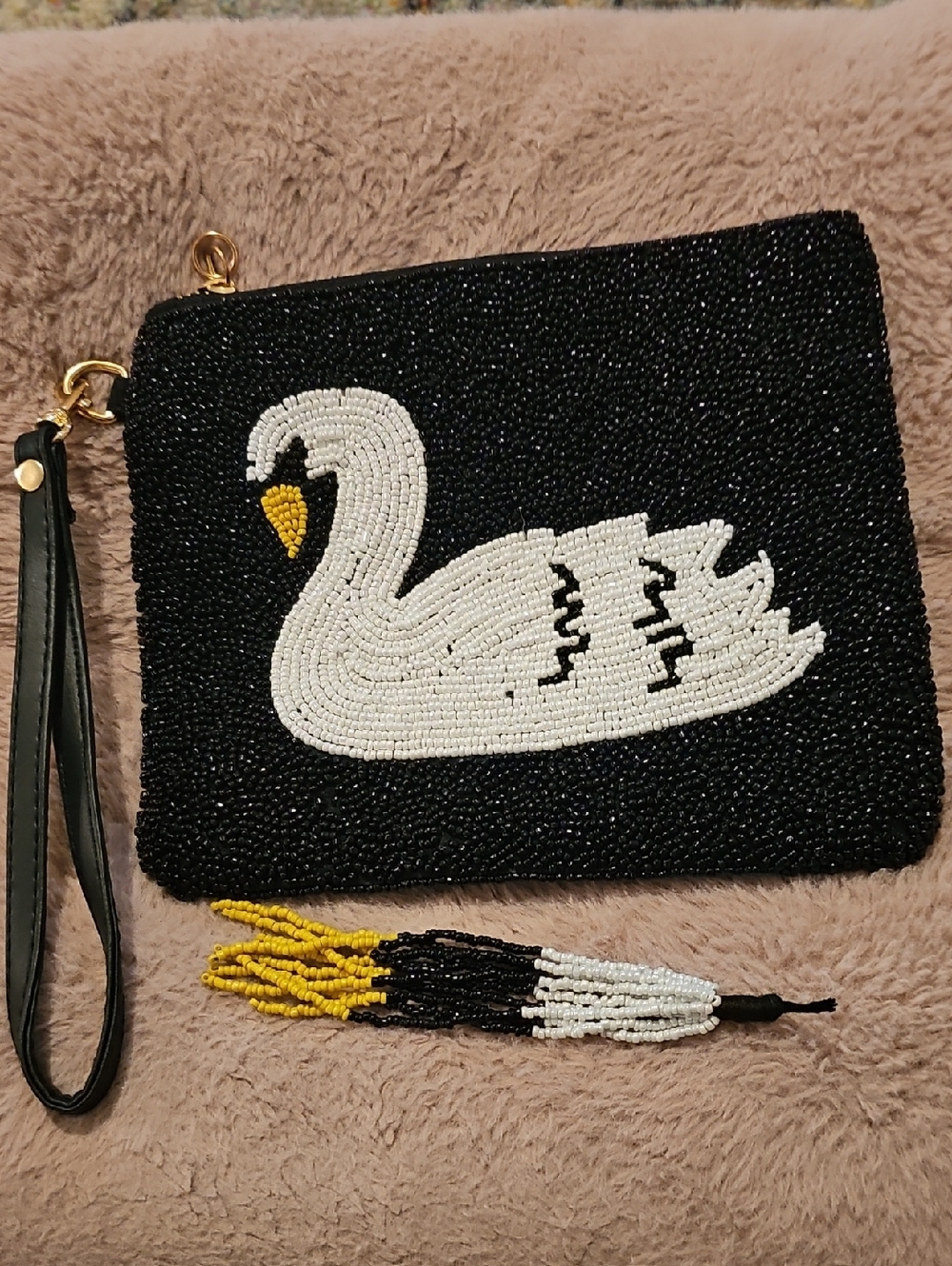 Sincerely Jules Black Swan Wristlet Clutch - Black & White